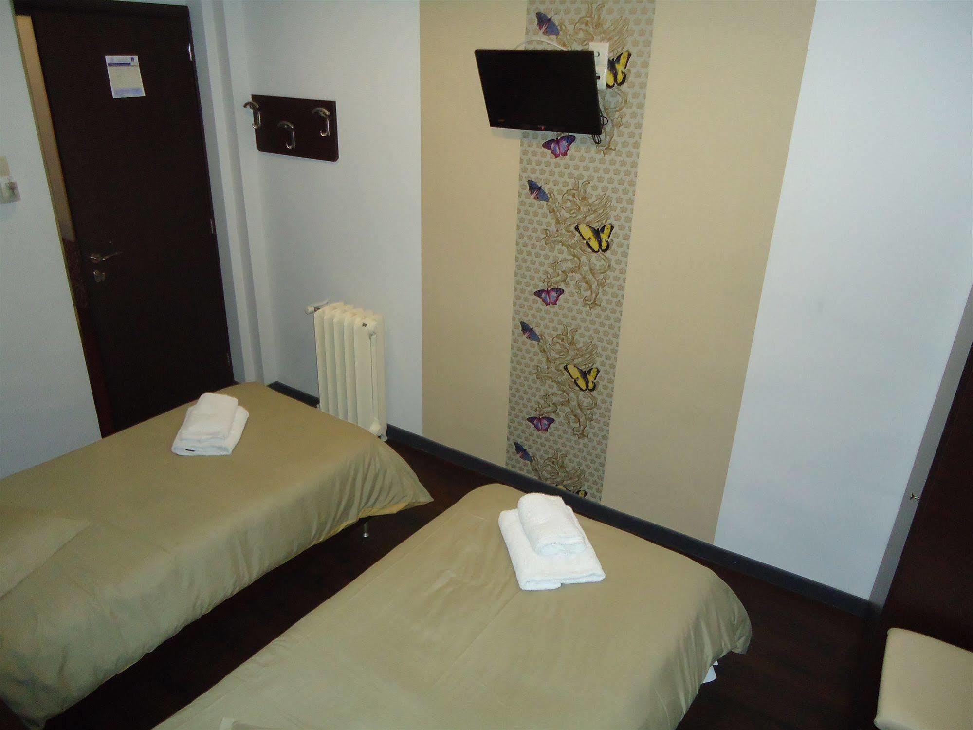 Cosmopolit Hotel Athens Exterior photo